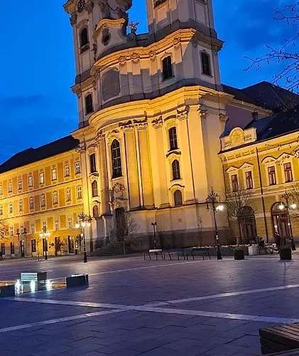 Belvarosi Διαμέρισμα *