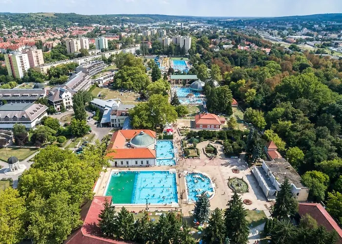 Belvarosi Διαμέρισμα Έγκερ